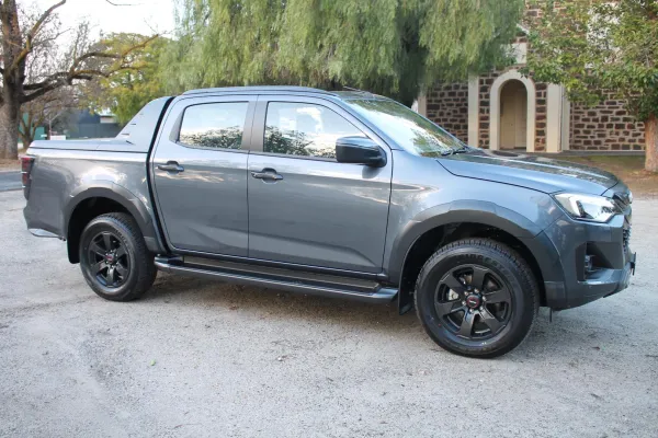 2025 Demo Isuzu D-MAX XTERRAIN Utility