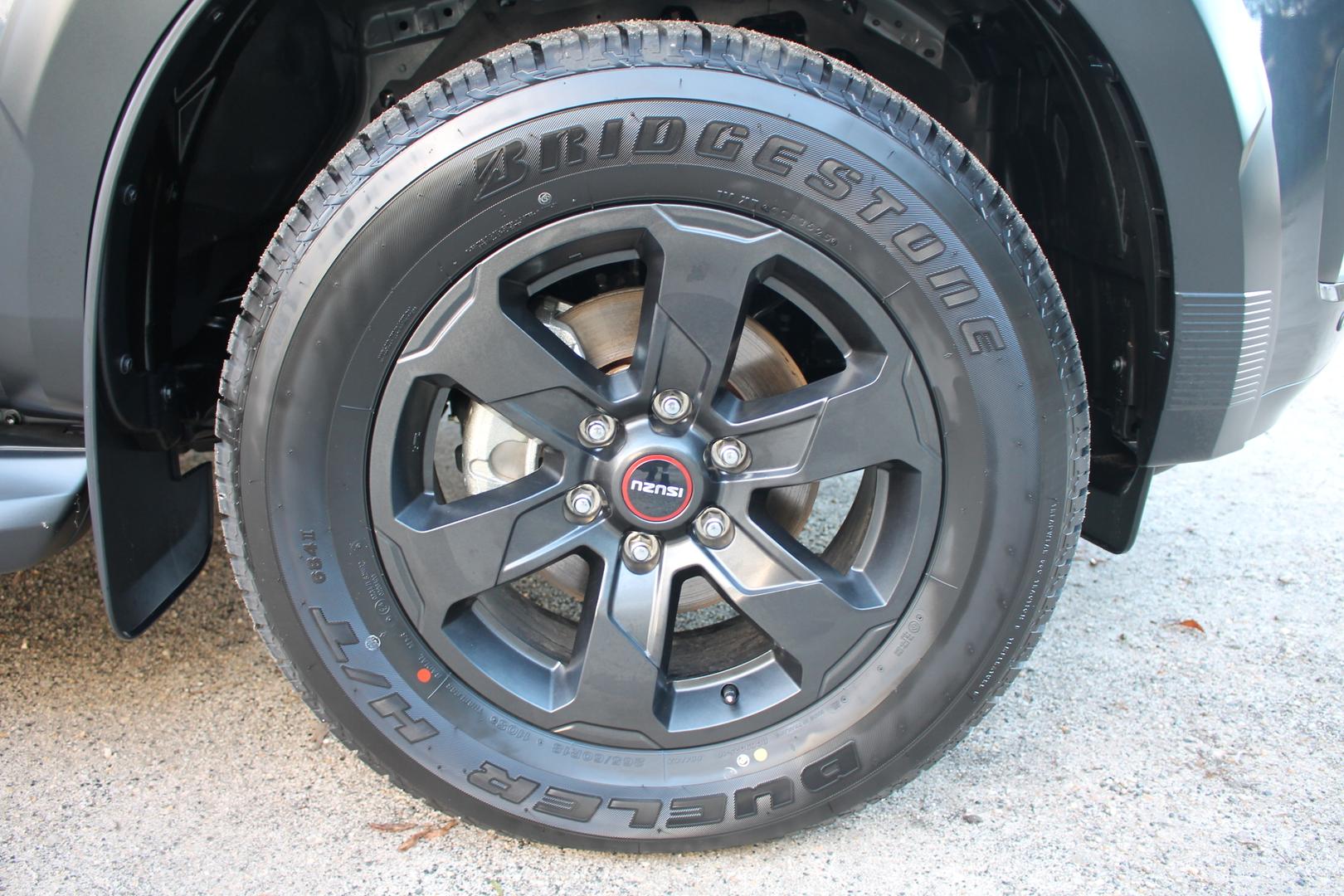 2025 Demo Isuzu D-MAX XTERRAIN Utility