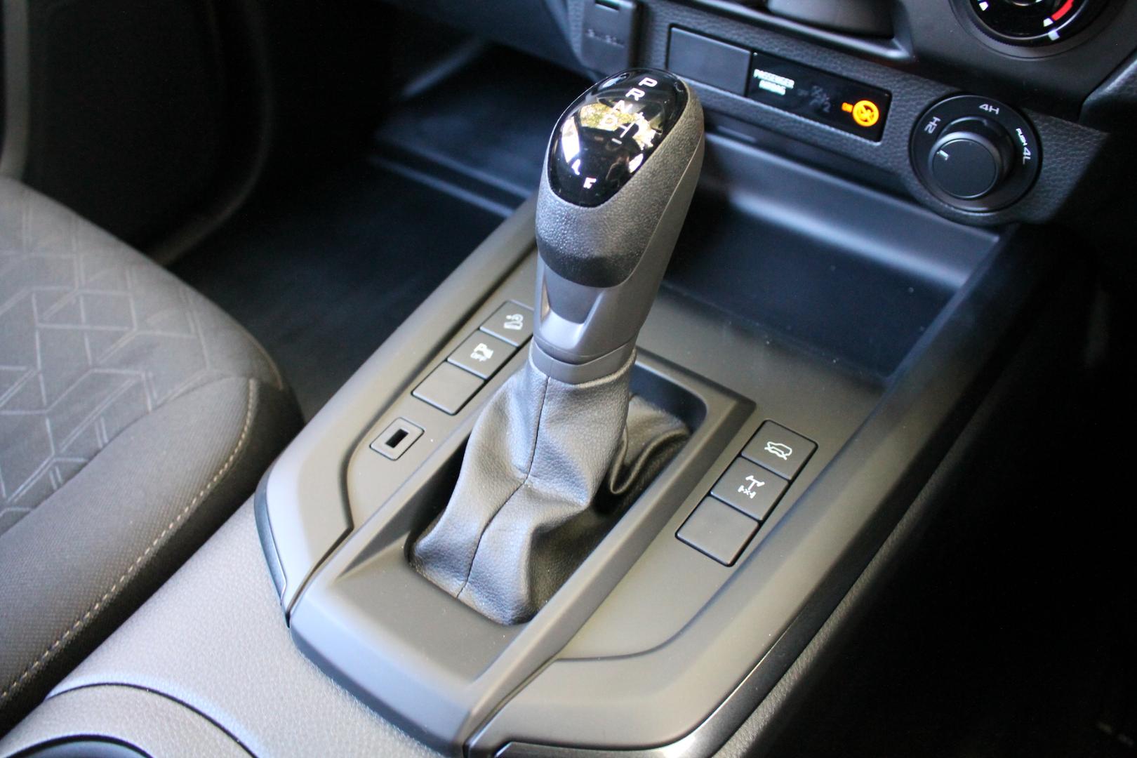 2025 Demo Isuzu D-MAX XRIDER Utility