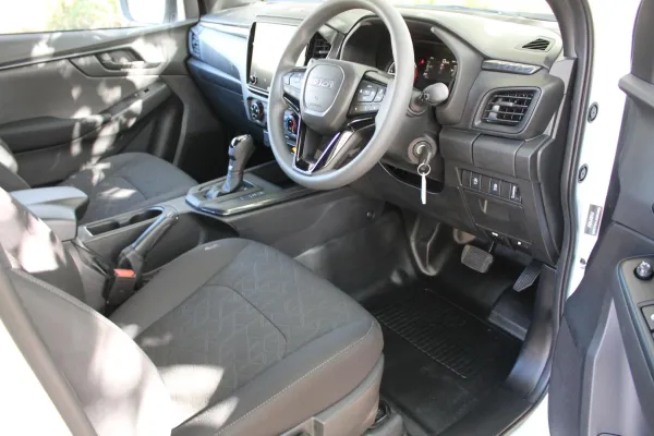 2025 Demo Isuzu D-MAX XRIDER Utility