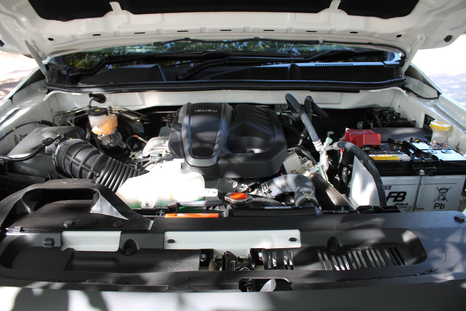2025 Demo Isuzu D-MAX XRIDER Utility