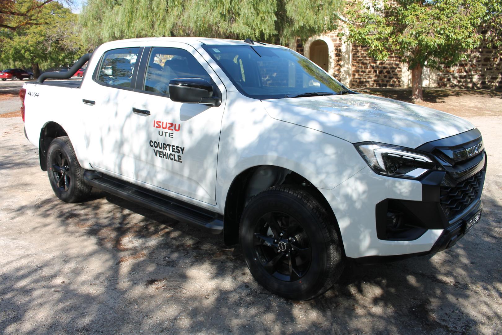 2025 Demo Isuzu D-MAX XRIDER Utility