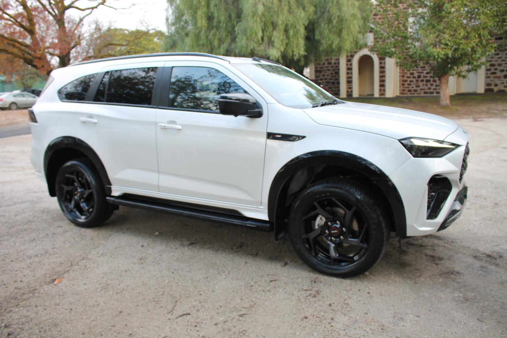 2025 Demo Isuzu MU-X XTERRAIN SUV