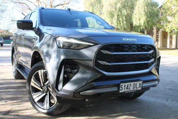 2025 Demo Isuzu MU-X LST SUV