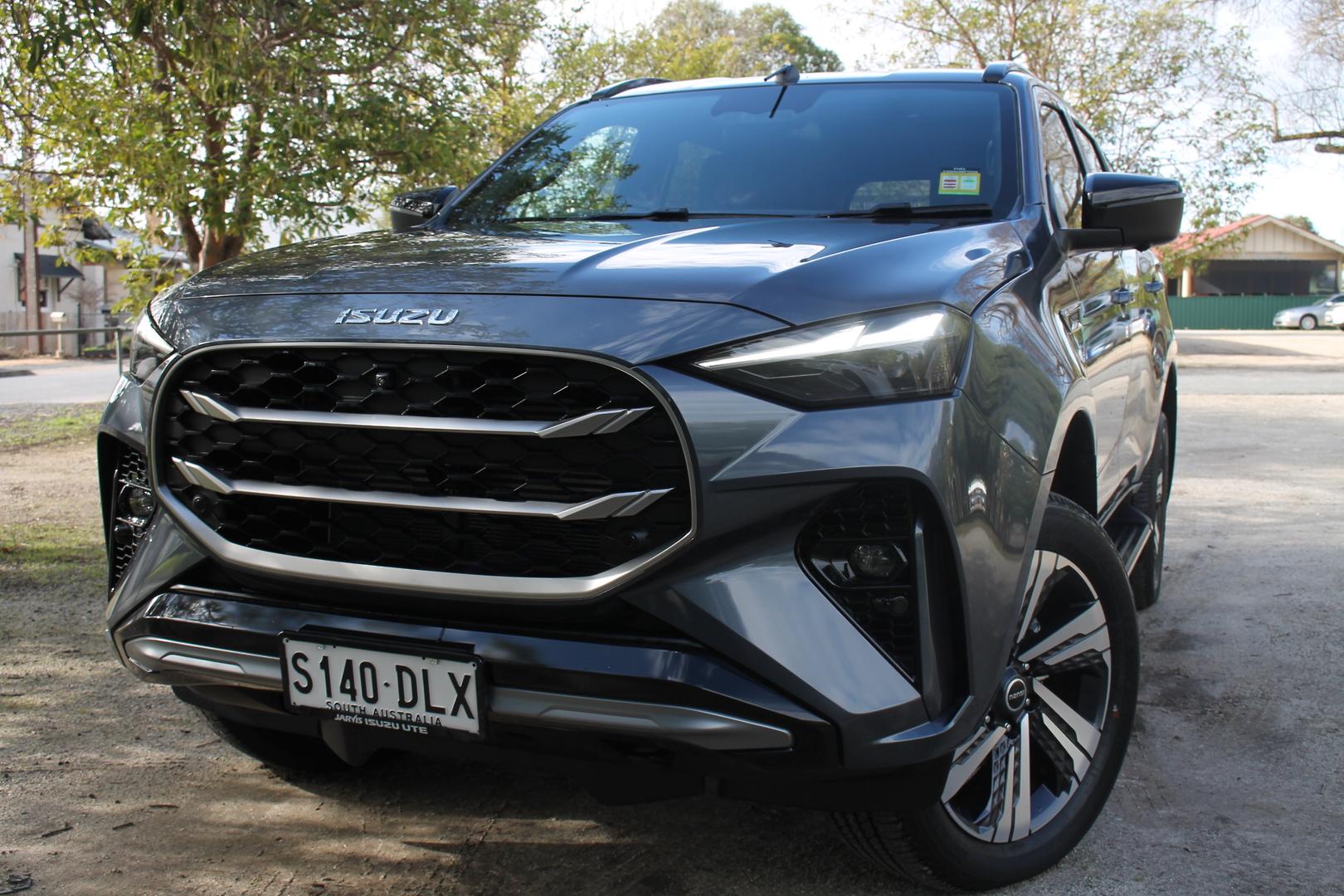 2025 Demo Isuzu MU-X LST SUV