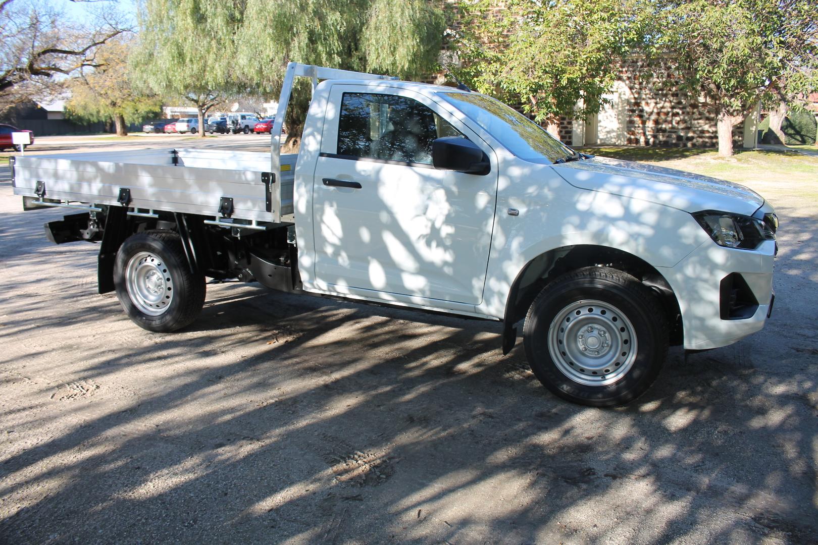 2026 New Isuzu D-MAX SX High Ride Cab Chassis