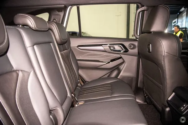 2025 Demo Isuzu MU-X LST SUV