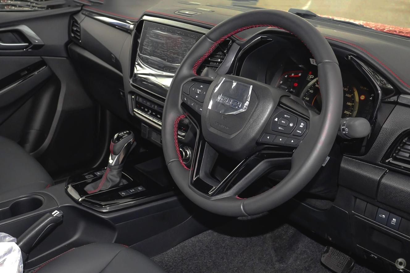2025 New Isuzu D-MAX XTERRAIN Utility
