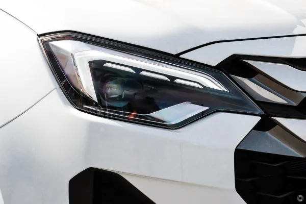 2025 New Isuzu D-MAX LSU Cab Chassis