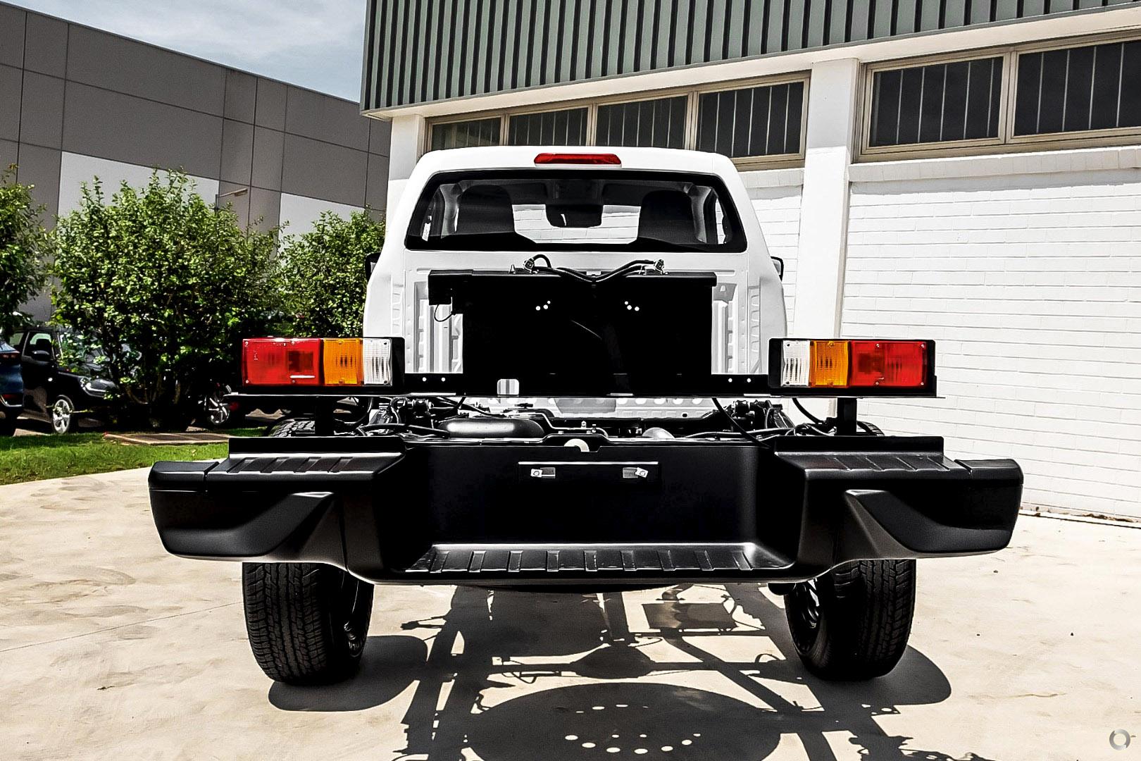 2025 New Isuzu D-MAX SX High Ride Cab Chassis