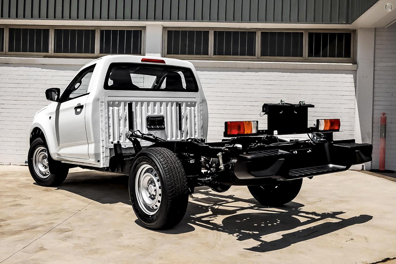 2025 New Isuzu D-MAX SX High Ride Cab Chassis