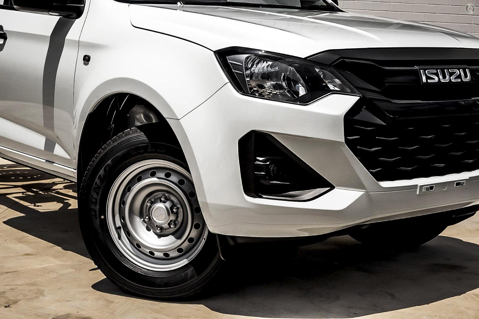 2025 New Isuzu D-MAX SX High Ride Cab Chassis