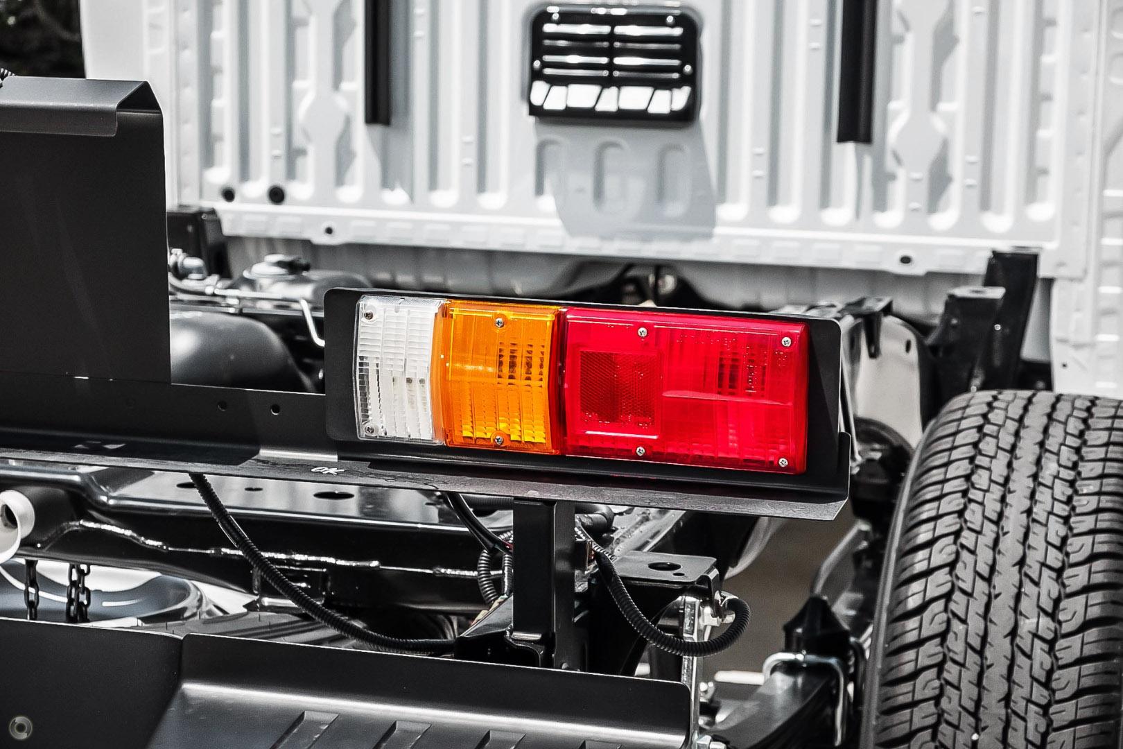 2025 New Isuzu D-MAX SX High Ride Cab Chassis