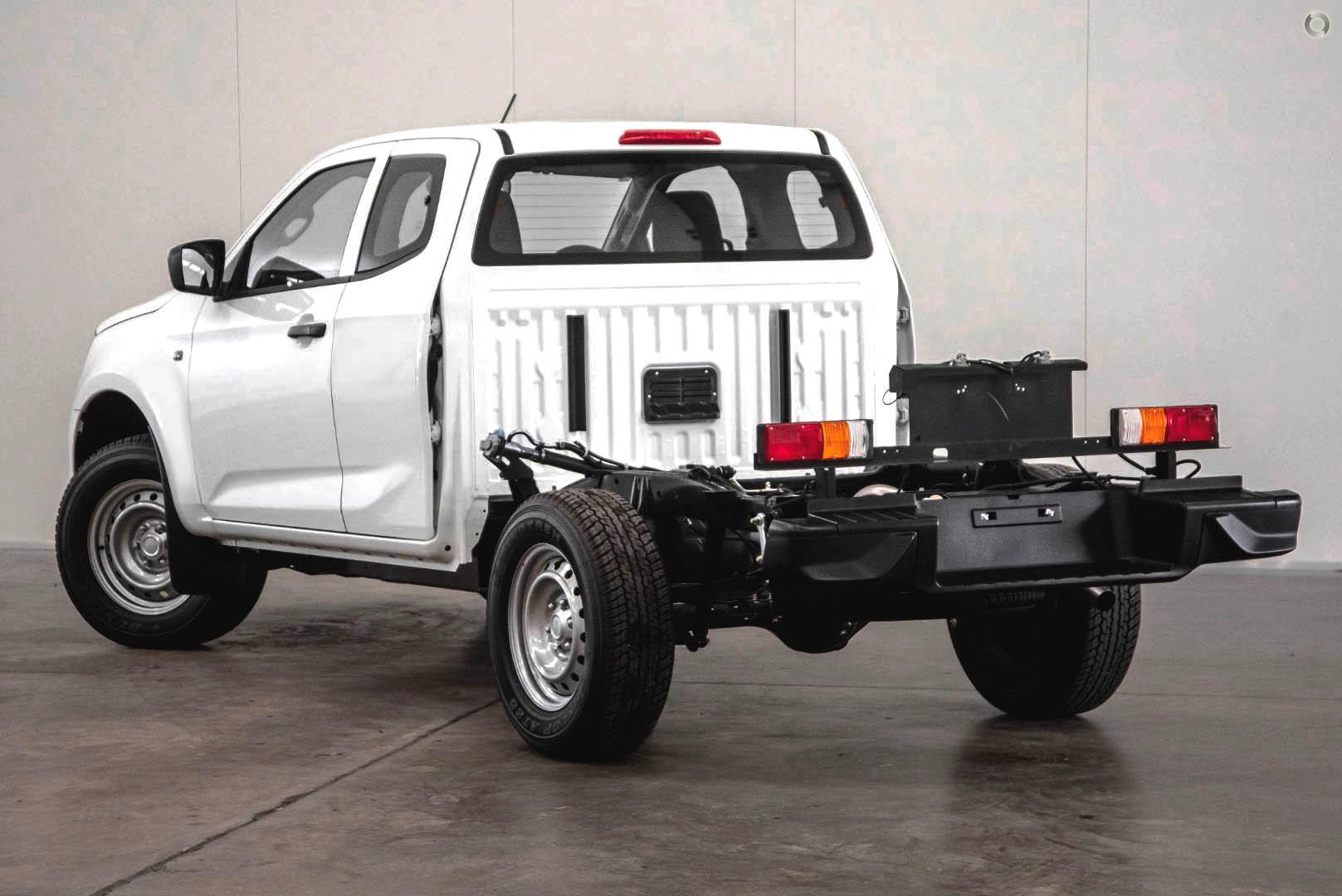 2025 New Isuzu D-MAX SX Cab Chassis