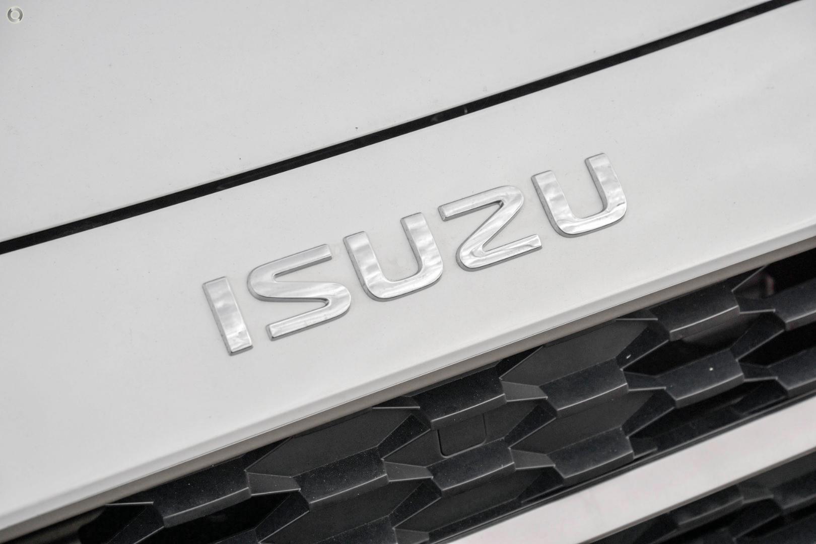 2025 New Isuzu MU-X LSU SUV