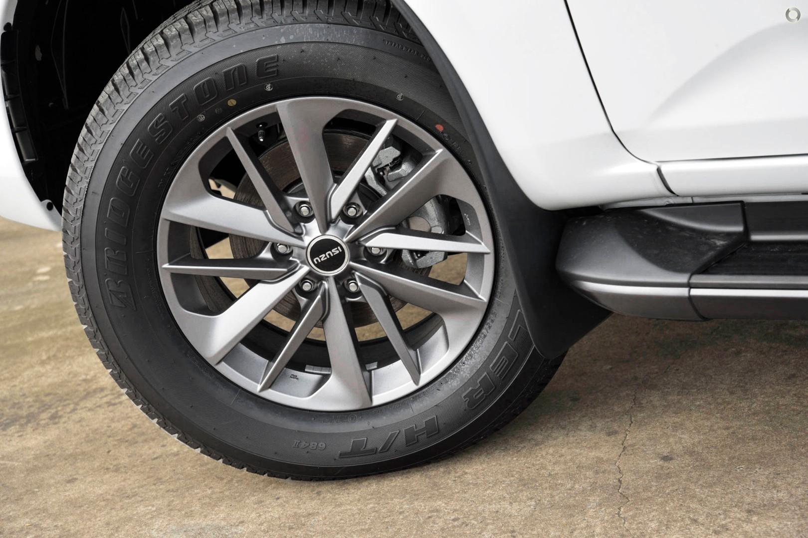 2025 New Isuzu MU-X LSU SUV