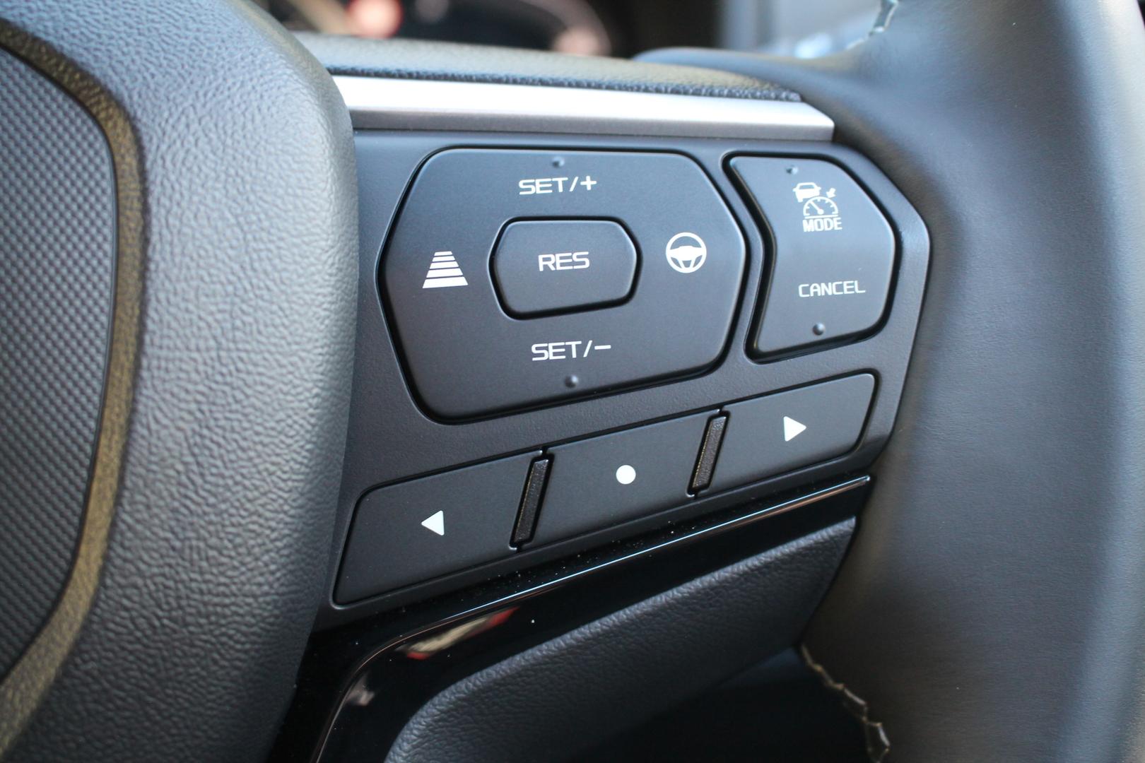 2025 Demo Isuzu MU-X LSU SUV