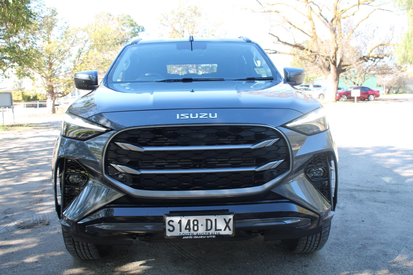 2025 Demo Isuzu MU-X LSU SUV