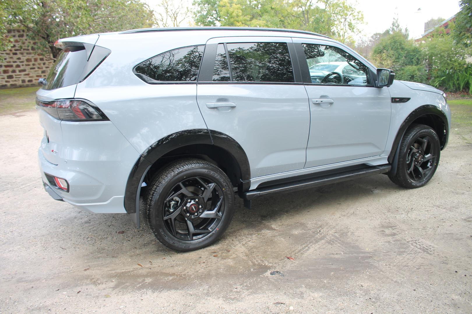 2025 New Isuzu MU-X XTERRAIN SUV