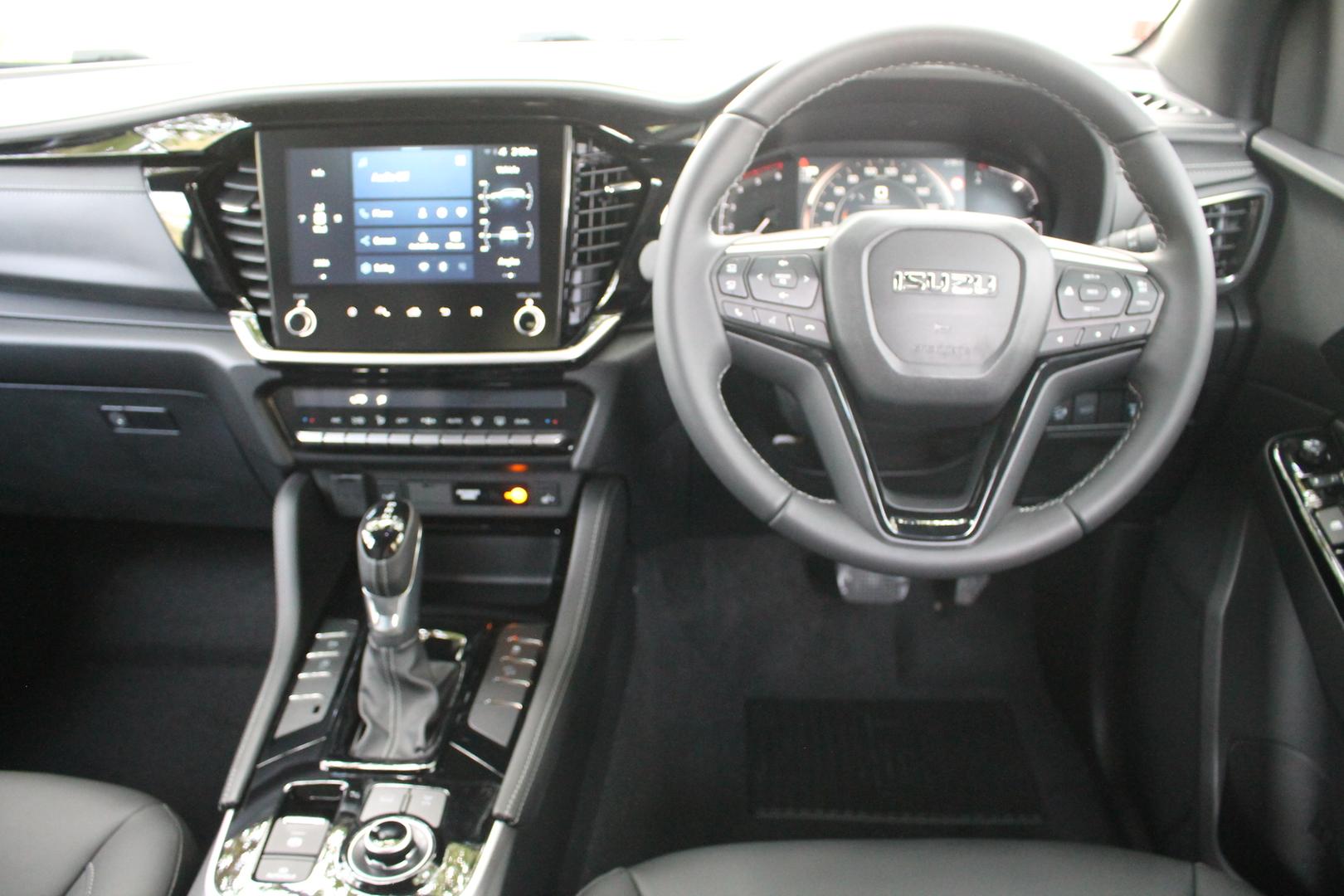 2025 Demo Isuzu MU-X LST SUV