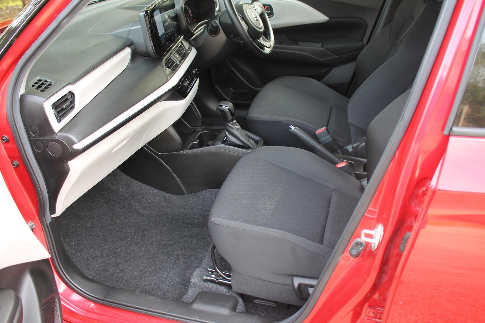 2025 Used Suzuki Swift UZ Hybrid Hatchback