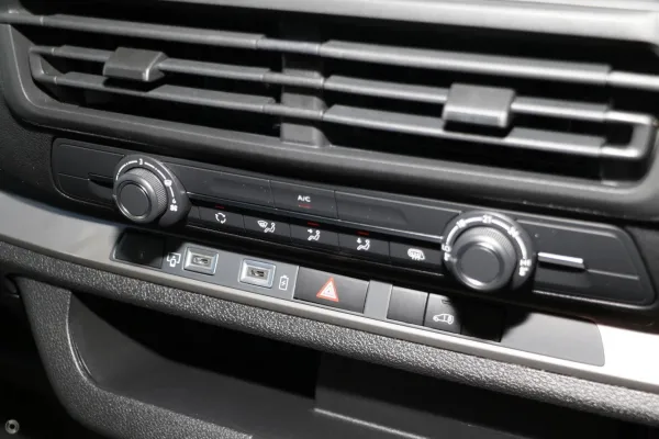 2025 New Peugeot Expert K0 Premium Van