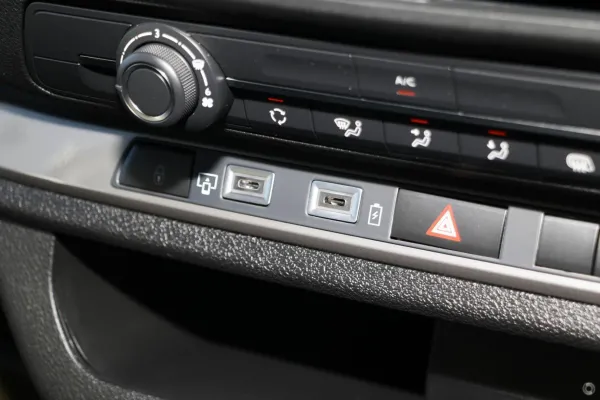 2025 New Peugeot Expert K0 Premium Van