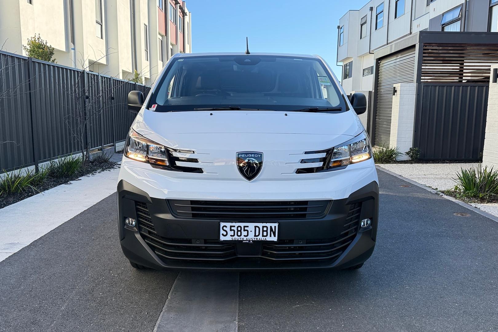 2025 Demo Peugeot Expert K0 Pro Van