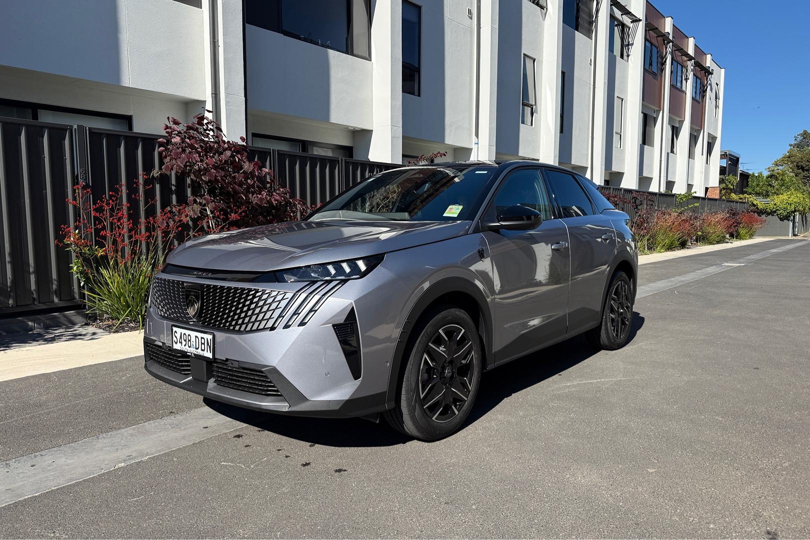 2025 Demo Peugeot 3008 P64 GT Premium Hybrid SUV