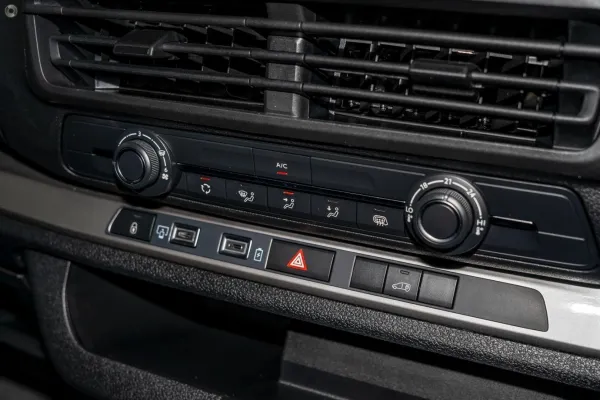 2025 New Peugeot Expert K0 Pro Van