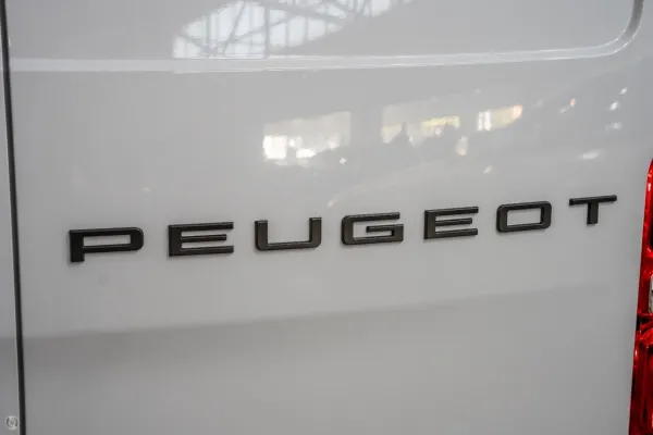 2025 New Peugeot Expert K0 Pro Van