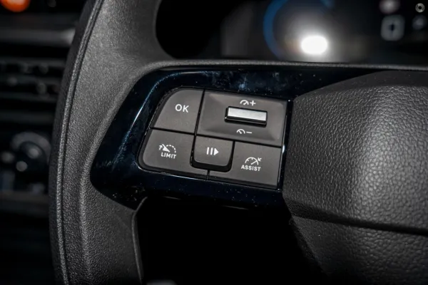 2025 New Peugeot Expert K0 Pro Van