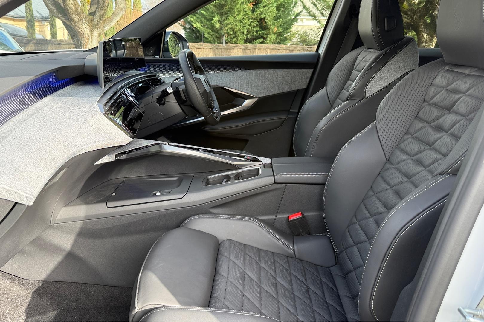 2024 Demo Peugeot 3008 P64 GT Premium Hybrid SUV