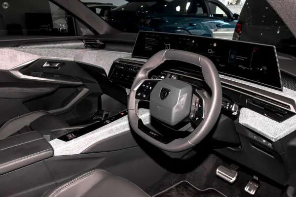 2025 New Peugeot 5008 P74 GT Premium Hybrid SUV