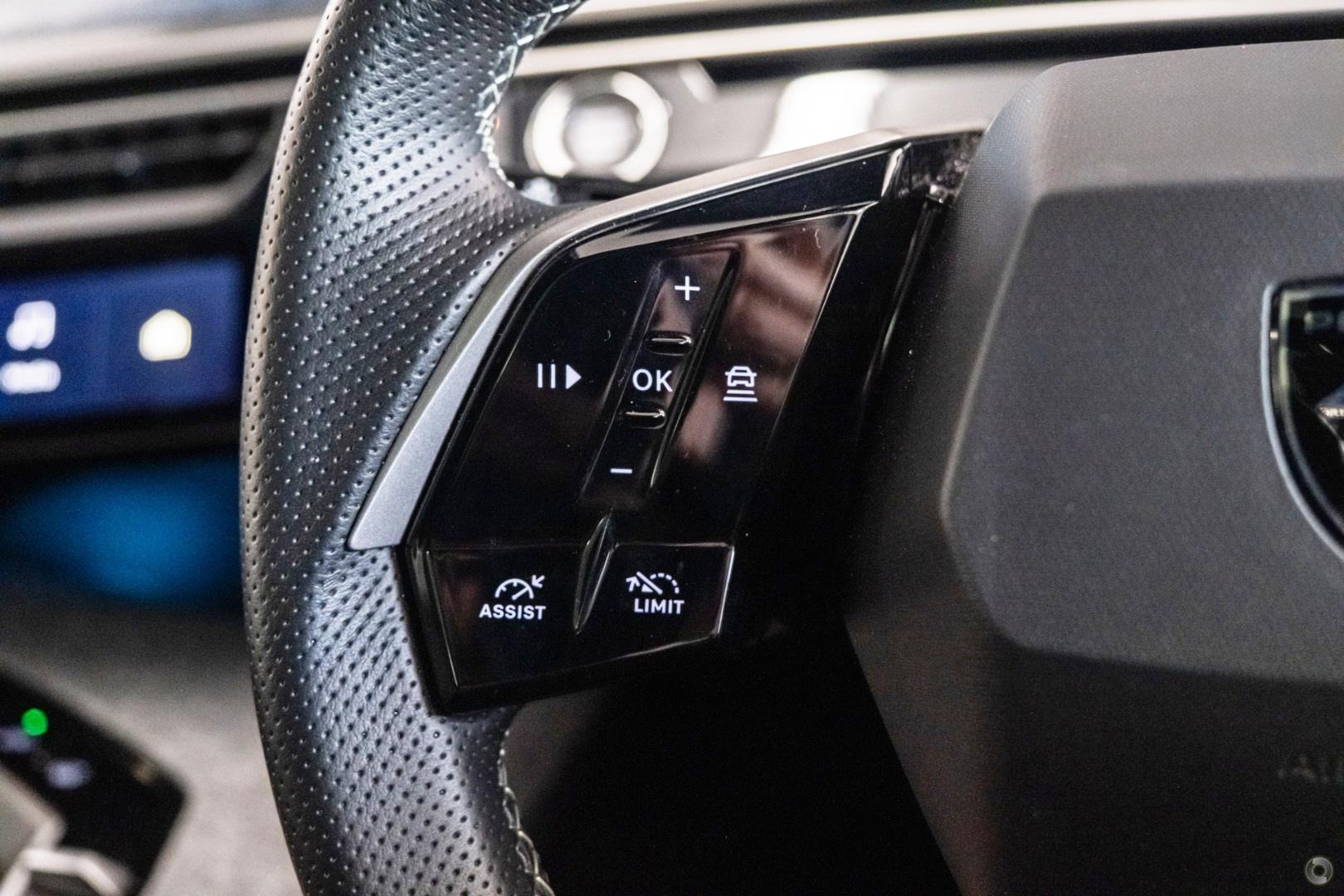 2025 New Peugeot 5008 P74 GT Premium Hybrid SUV