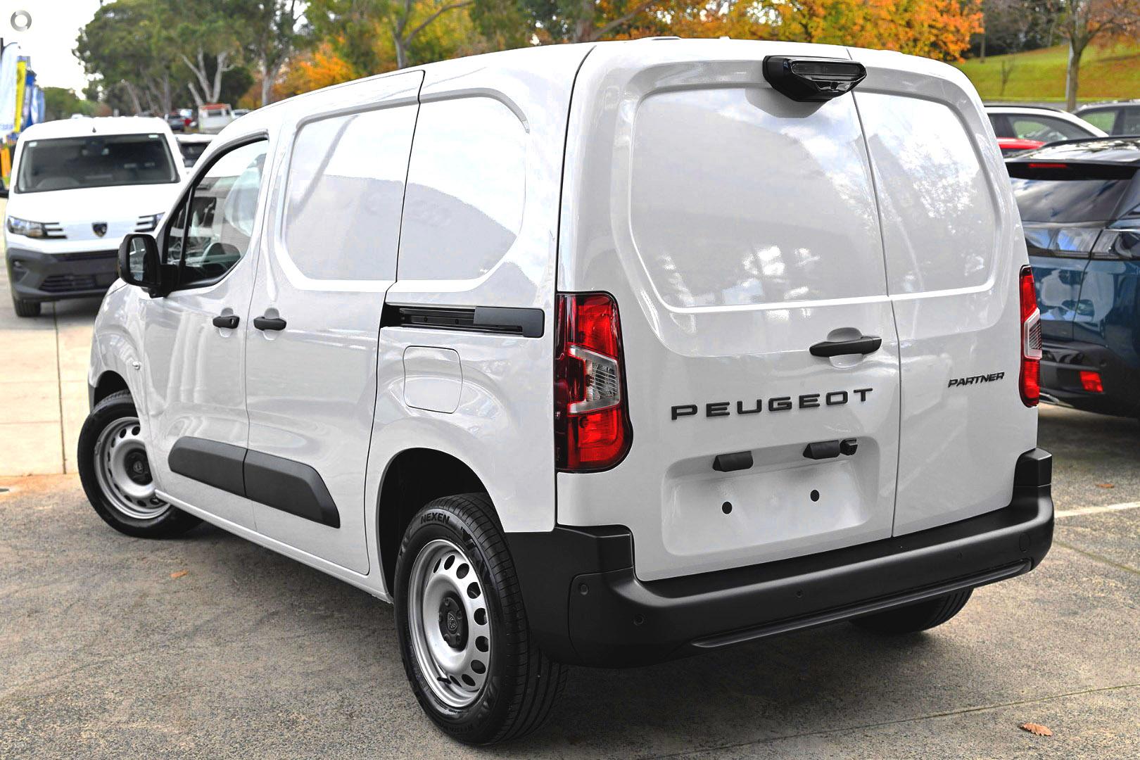 2026 New Peugeot Partner K9 Pro Van