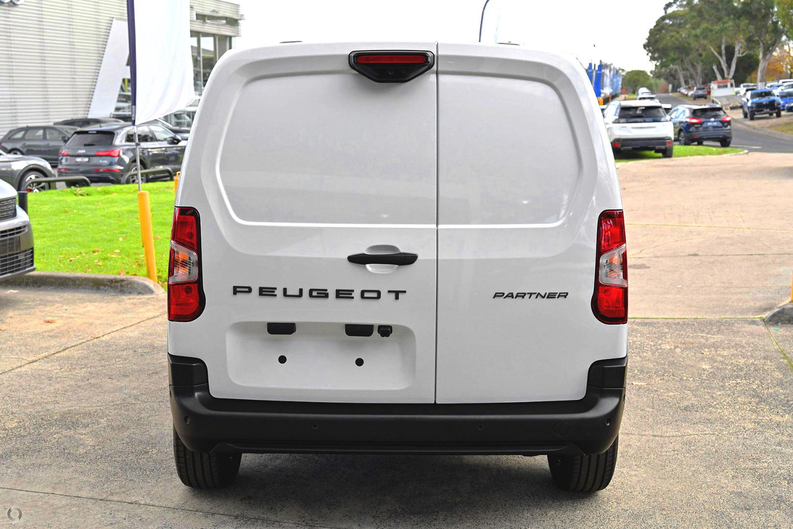 2026 New Peugeot Partner K9 Pro Van