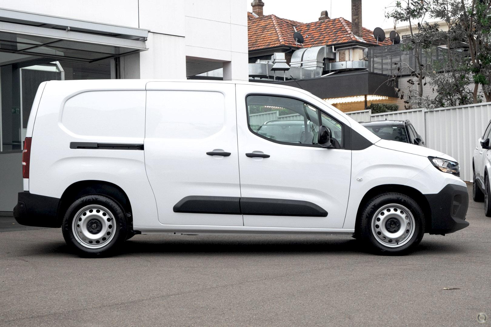 2026 New Peugeot Partner K9 Pro Van