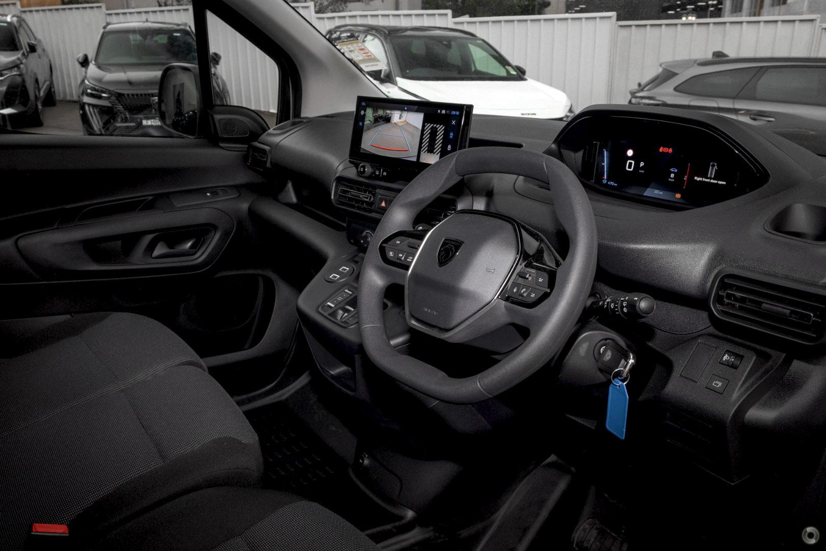 2026 New Peugeot Partner K9 Pro Van