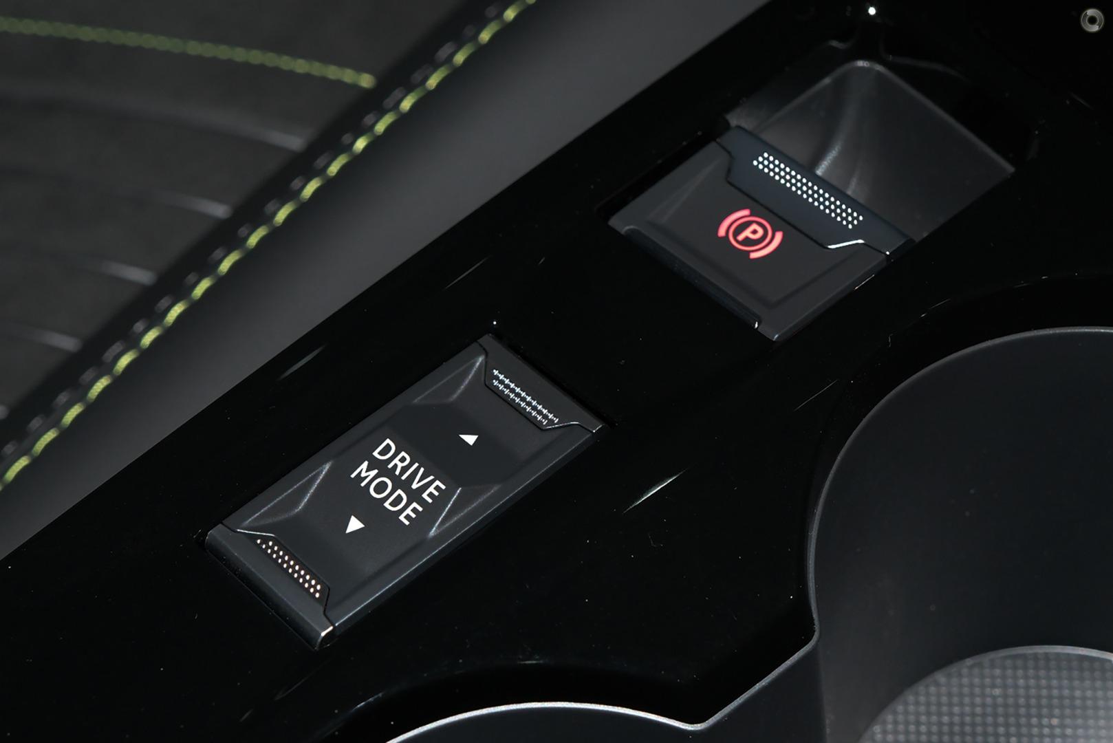 2025 New Peugeot 2008 P24 GT Hybrid SUV
