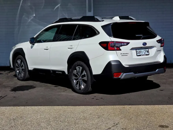 2025 Demo Subaru Outback 6GEN AWD Touring SUV