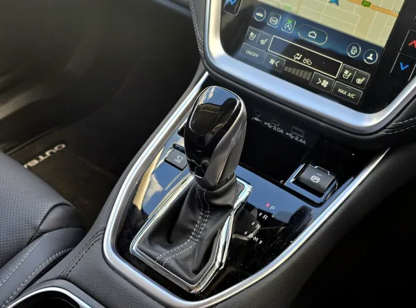 2025 Demo Subaru Outback 6GEN AWD Touring SUV