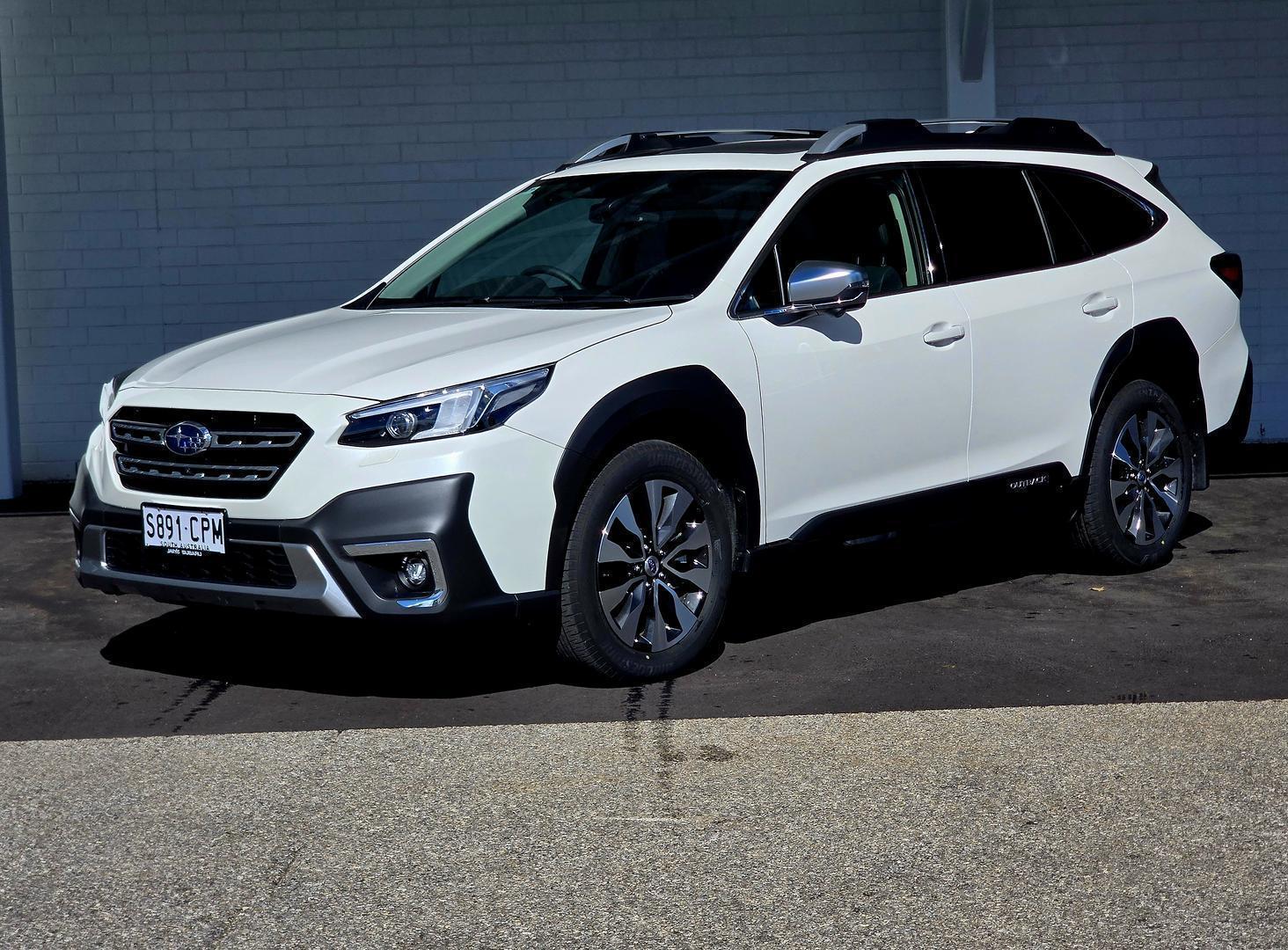 2025 Demo Subaru Outback 6GEN AWD Touring SUV
