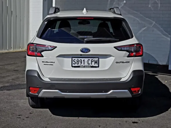 2025 Demo Subaru Outback 6GEN AWD Touring SUV