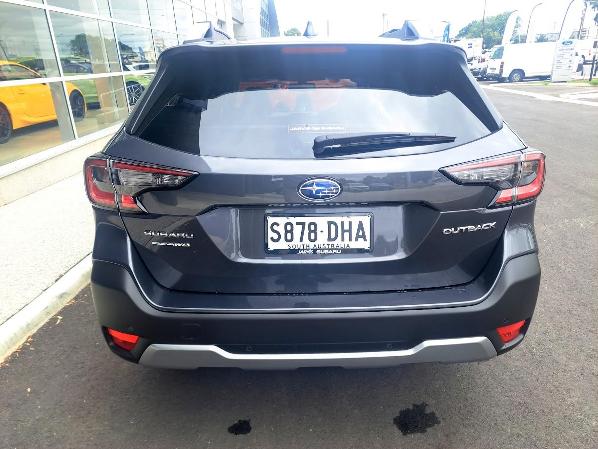 2025 Demo Subaru Outback 6GEN AWD Touring SUV