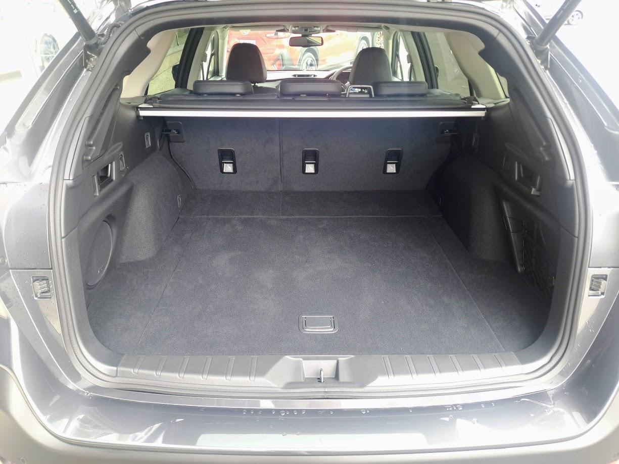 2025 Demo Subaru Outback 6GEN AWD Touring SUV