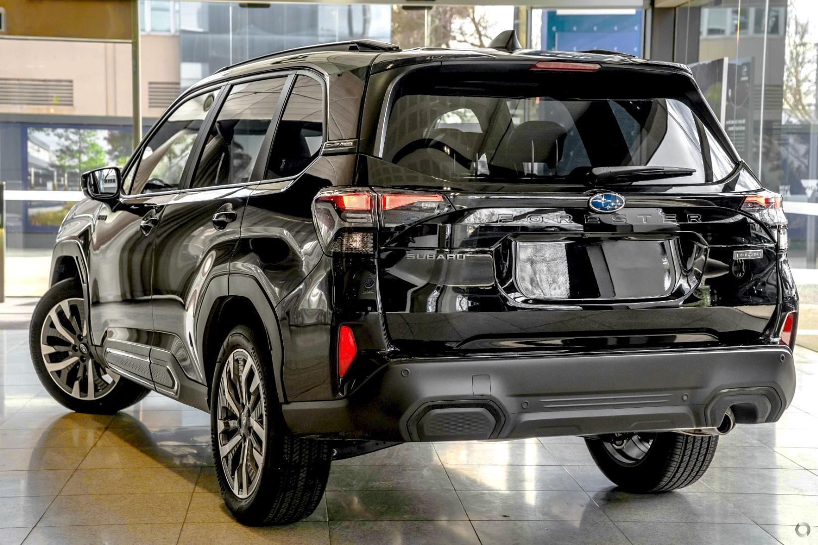 2025 New Subaru Forester S6 Hybrid Touring SUV
