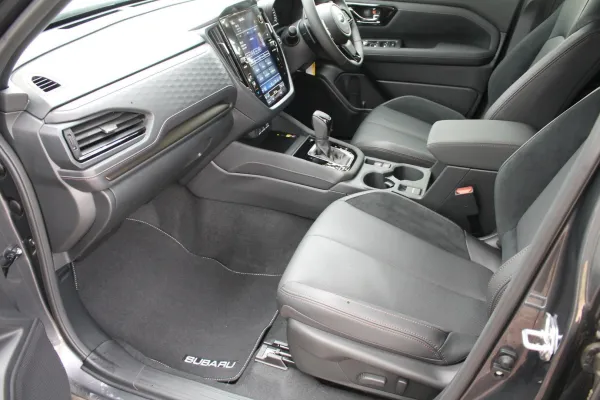 2025 Demo Subaru Forester S6 Hybrid Touring SUV