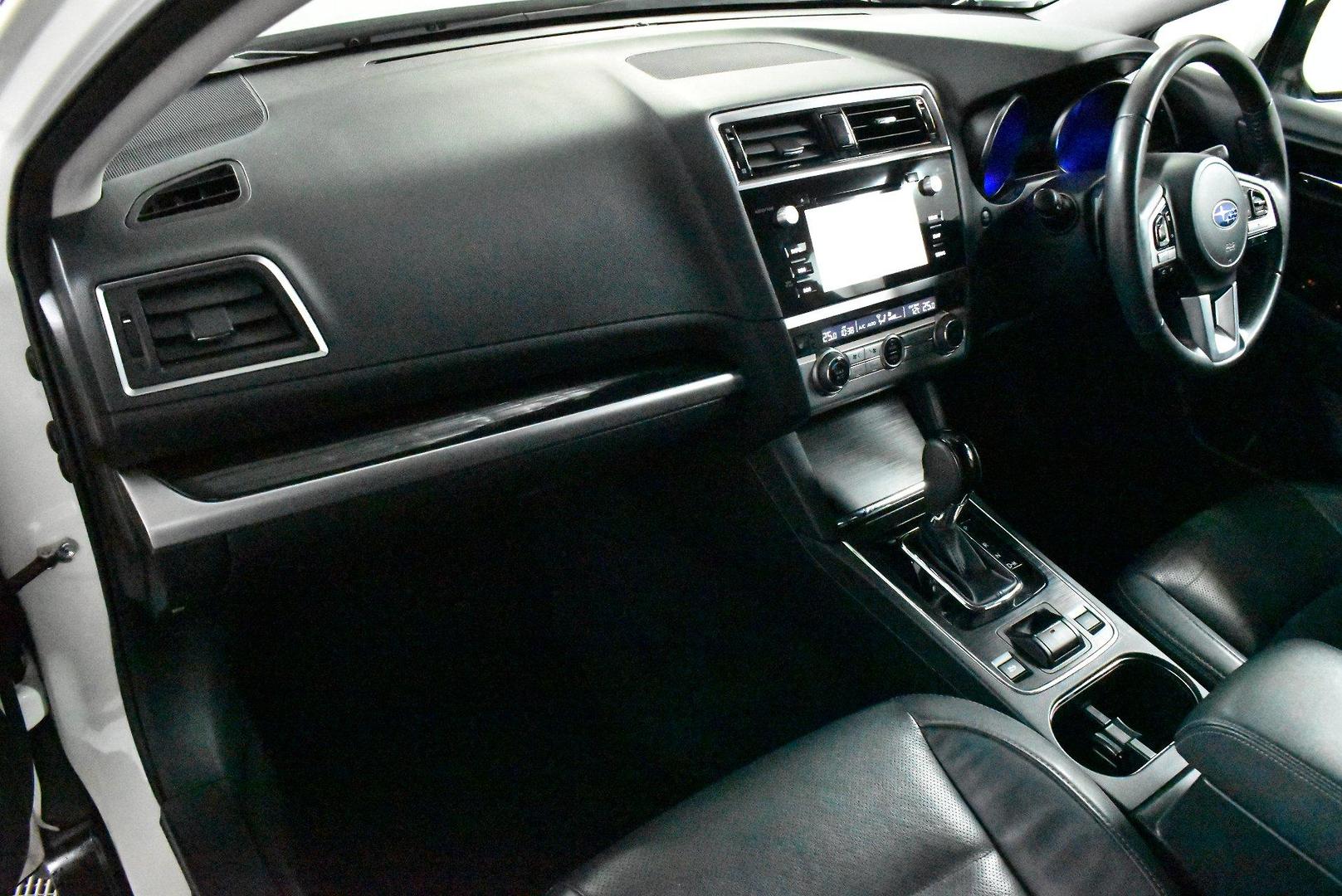 2017 Used Subaru Outback 5GEN 25i Premium SUV