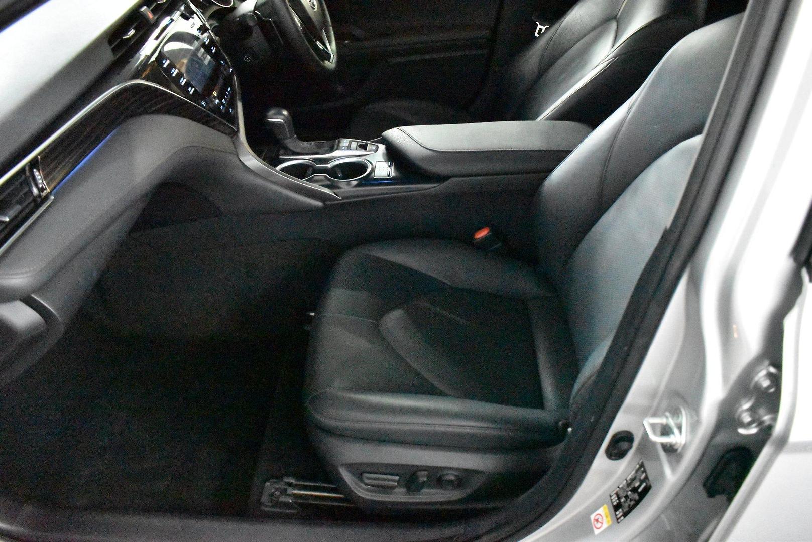 2018 Used Toyota Camry ASV70R SL Sedan